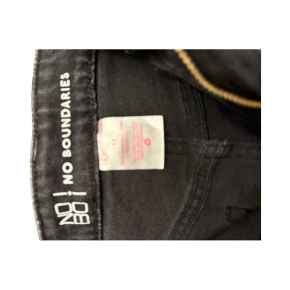 No Boundaries Black Distressed Jeans – Slim Fit, 30x30 - Picture 4 of 10